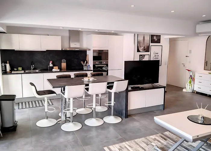Апартаменты Centre Juan-les-pins Diego Suarez